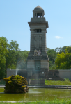 Kriegerdenkmal und Truppenübungsplatz